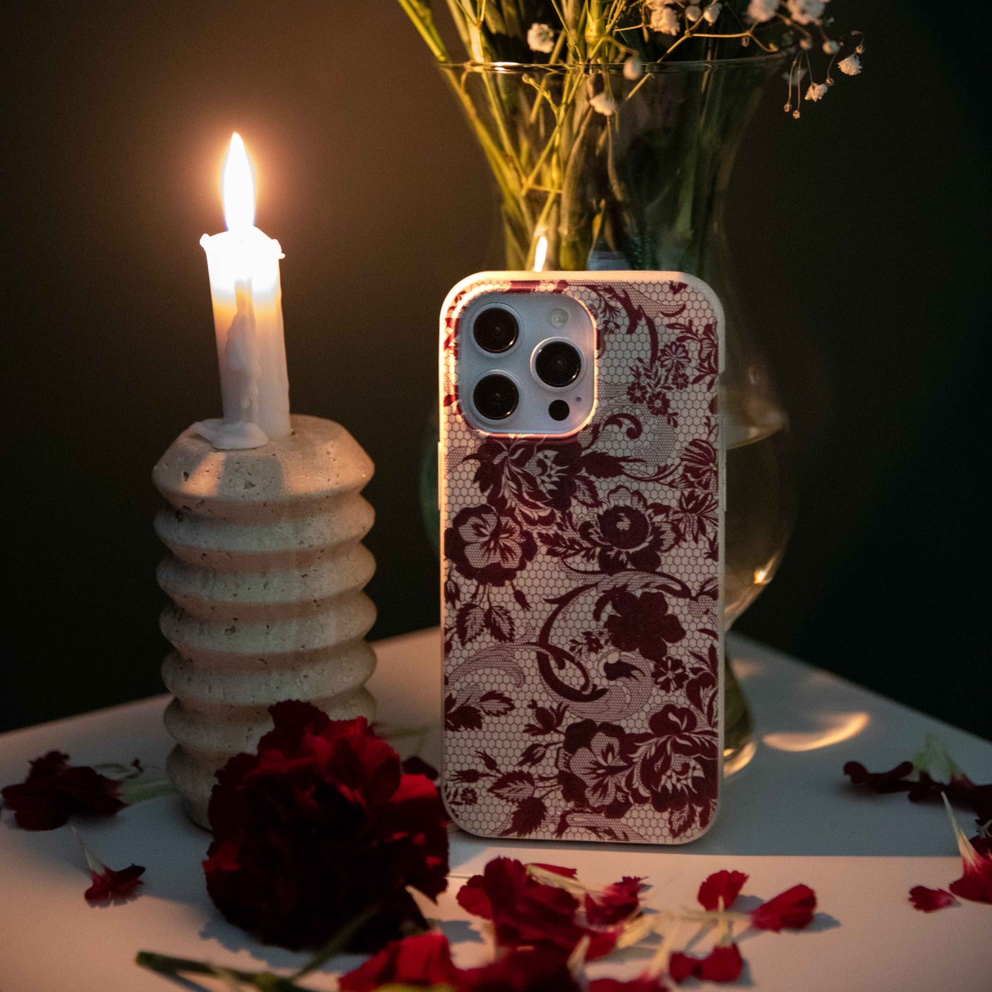 London Fog Crimson Veil Google Pixel 6 Case